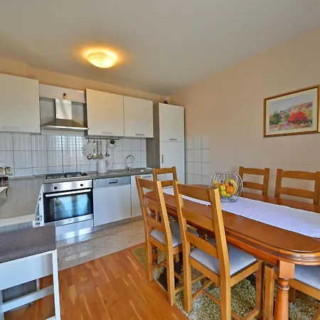 Apartmán Zeljka-2 By Interhome Novi Vinodolski